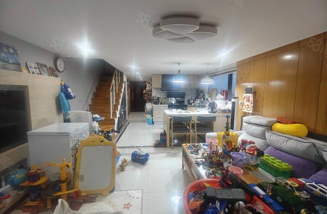 龙湖北城天街2室2厅60.68㎡182万二手房图片