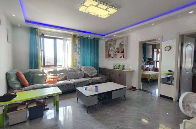 恒信新悦3室2厅100.68㎡69万二手房图片