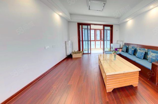 和谐家园(红谷滩)4室2厅136㎡140万二手房图片