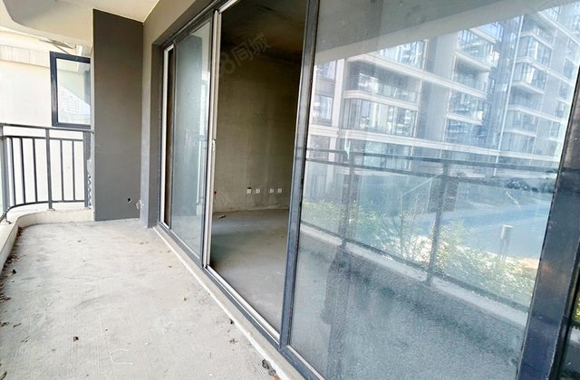 上品学府4室2厅117.18㎡79.8万二手房图片