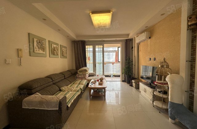 二中门口的房子 书香东郡  精装三室 周边配套齐全  采光层