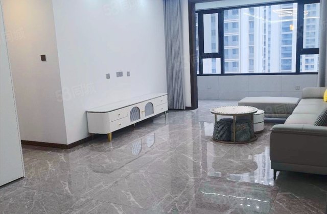 华侨城天鹅堡3室2厅137㎡119万二手房图片
