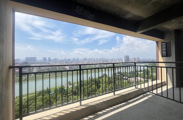 五洲郦城4室2厅126㎡85.8万二手房图片