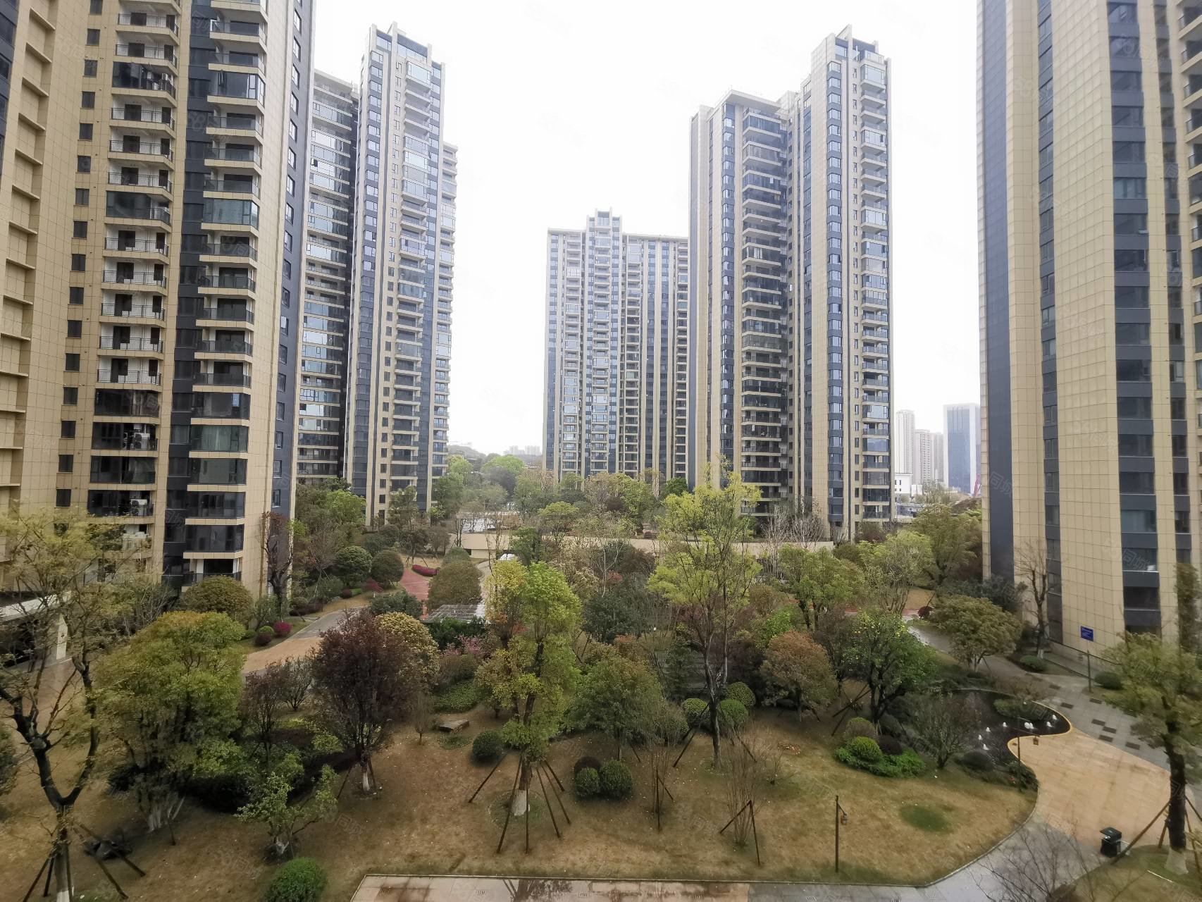 【10图】湘江壹号 一线江景豪宅大平层 居家自住 只卖二百八十万,湘江