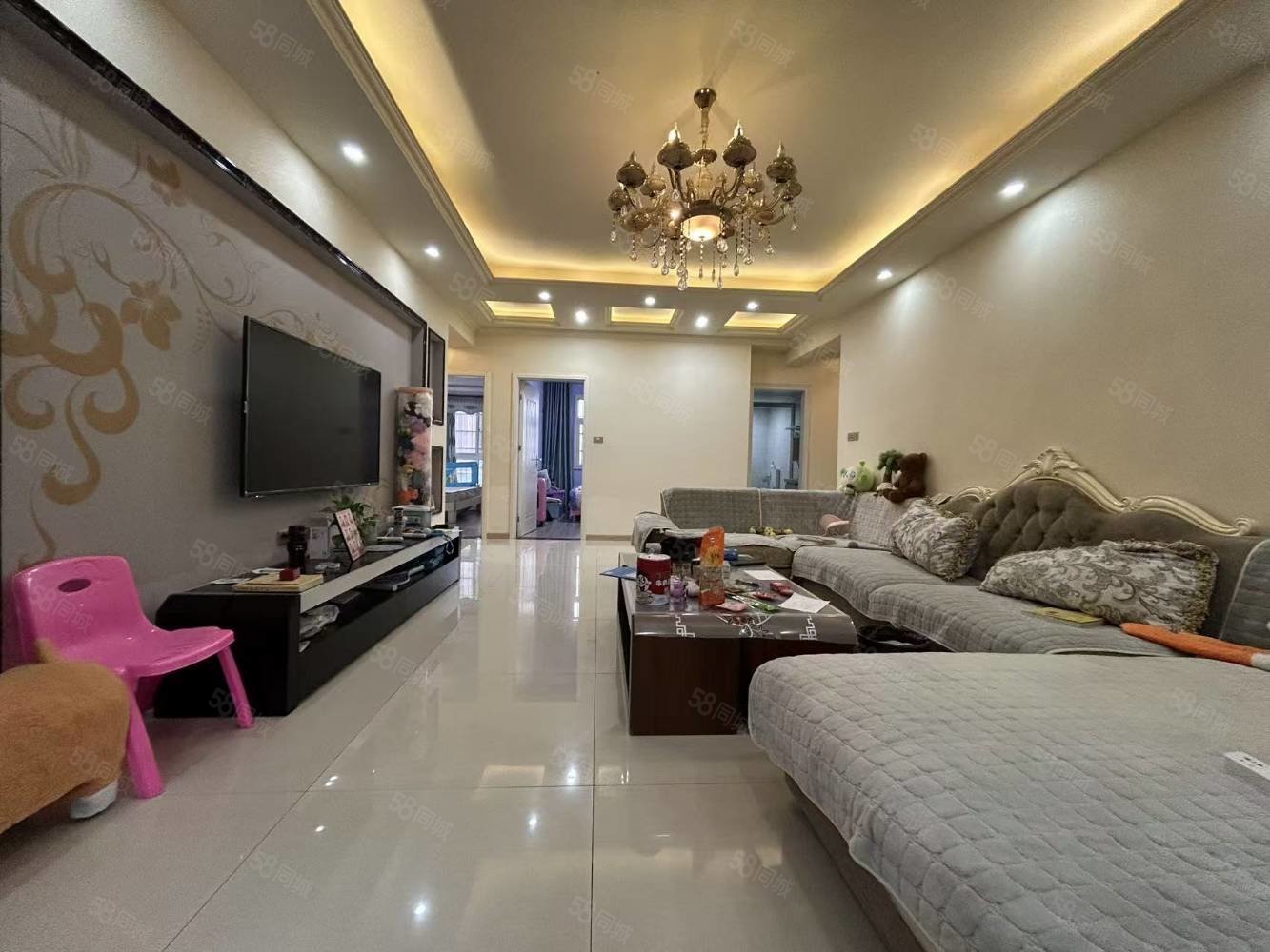 盛世东城4室2厅2卫141㎡南北59.8万