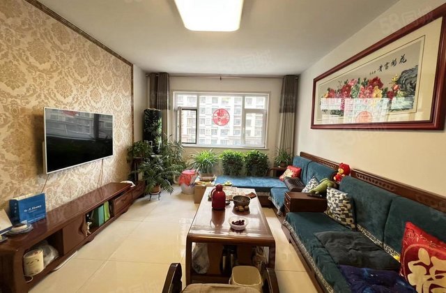 市中心 一品嘉园 电梯好楼层 三室两厅 送地下室 东昌