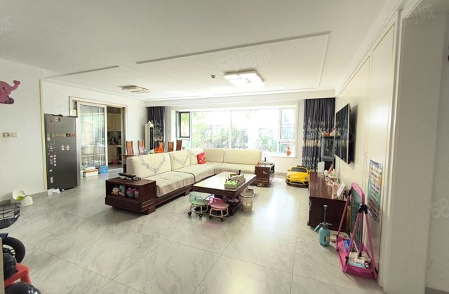 徒骇河 昌润莲城瑞和园四室三卫 201平 带子母车位199万