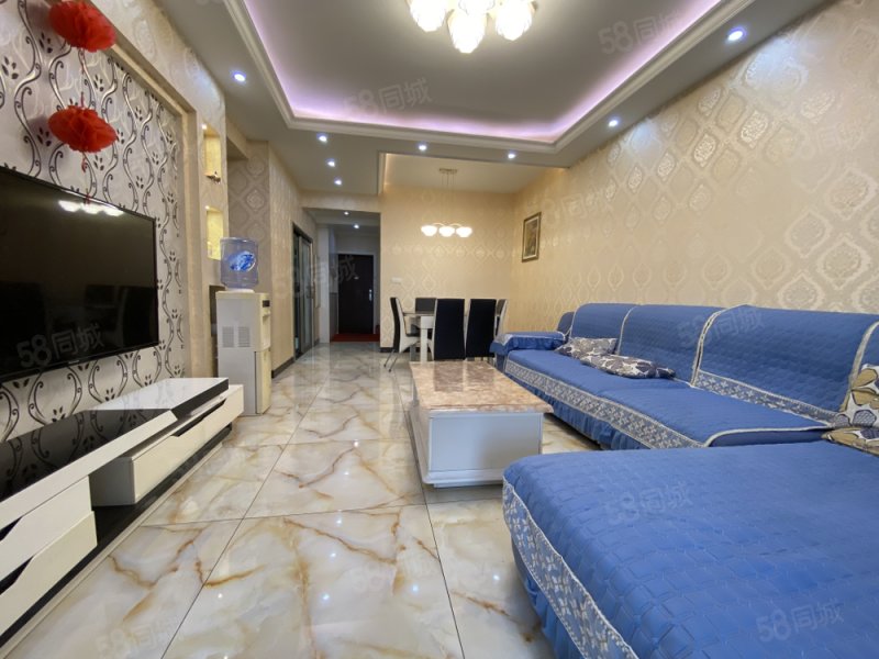 天立学府华庭带车位三房双卫,精装修,中间楼层,旁边就是公园