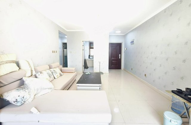 万达 水城 五中 缤纷日月城 温馨两居室 看房方便有钥匙