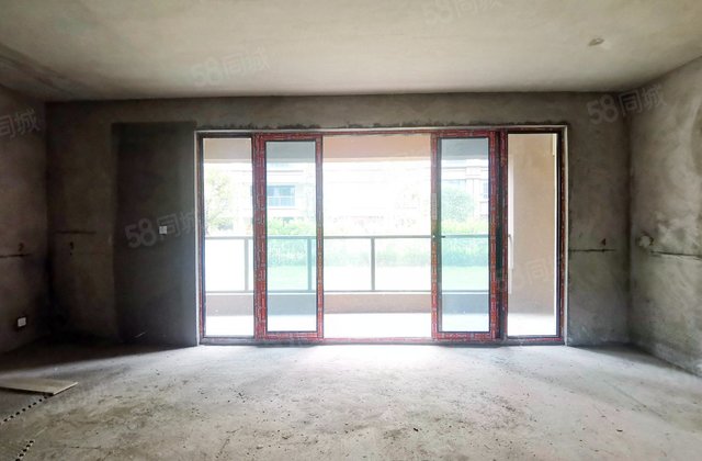 中国铁建万籁九歌4室2厅129㎡120万二手房图片