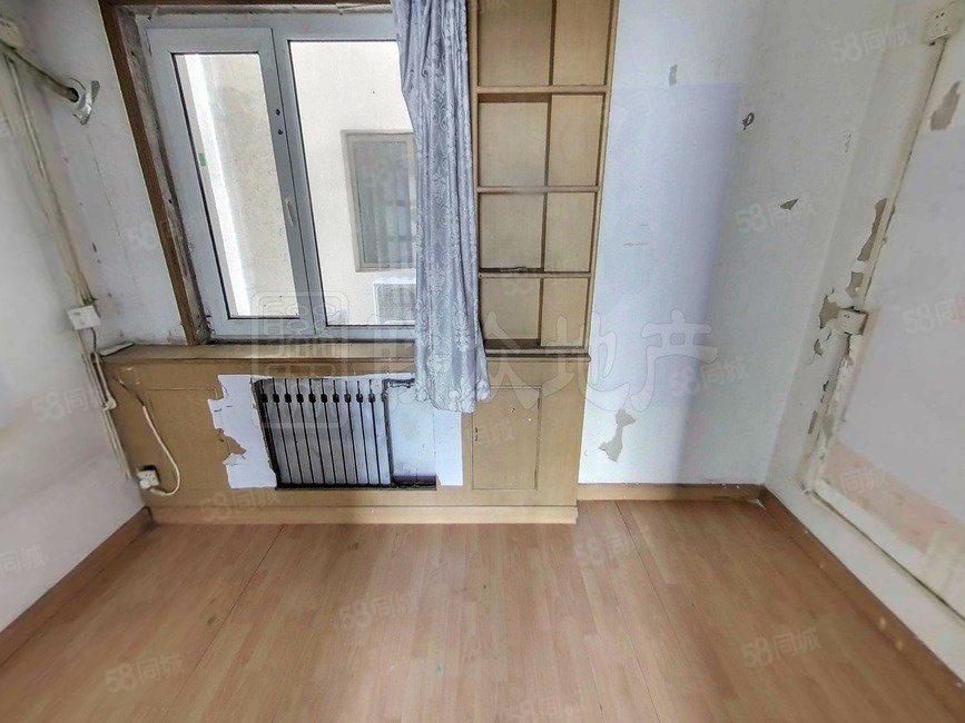 興辰大廈3室2廳1衛(wèi)98.04㎡西北265萬