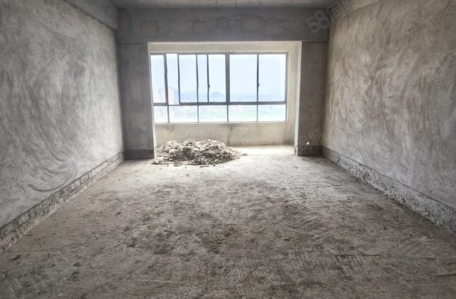 尚邸河畔3室2厅136㎡40万二手房图片
