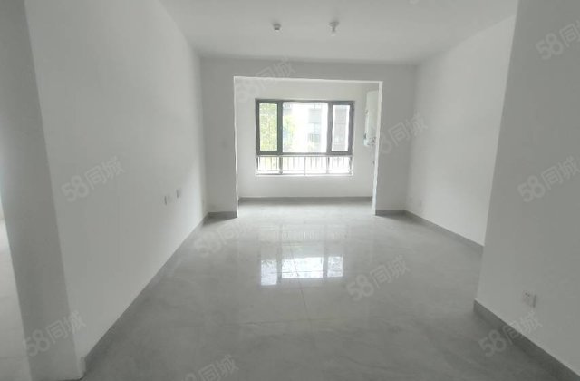 东医桂馨苑小三室有电梯商品房南北通透动静分离赠送车储