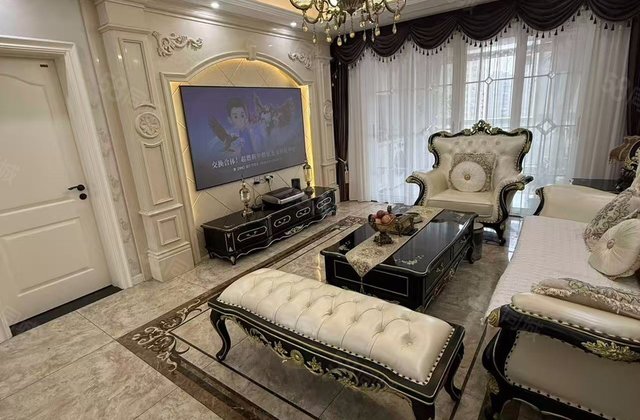 望园莱茵城4室2厅138㎡99.8万二手房图片