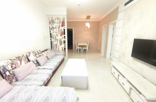 急售二中附近，东边户，精装装修 好楼层，带车位储藏室免大税