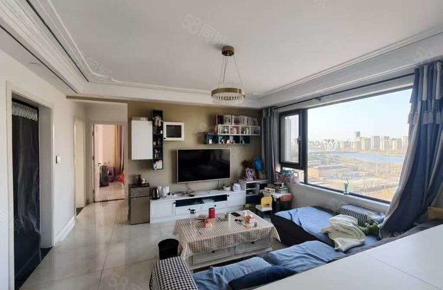 百合一期观景房，6.6米大宽厅，全明户型，带车储，看房方便