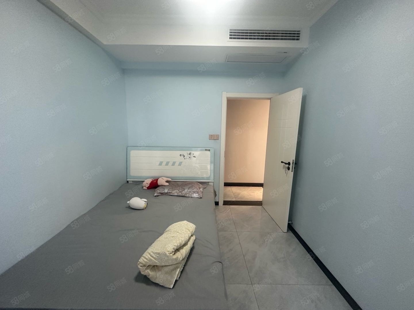 中瑞领航城3室2厅1卫98㎡南北64.5万