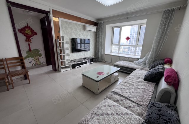 单价    多开发区东昌丽都124平精装三室免大税