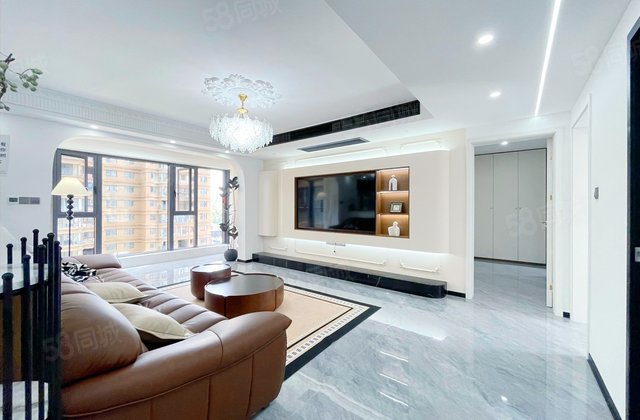 润和长郡(三期)4室2厅127㎡106.8万二手房图片