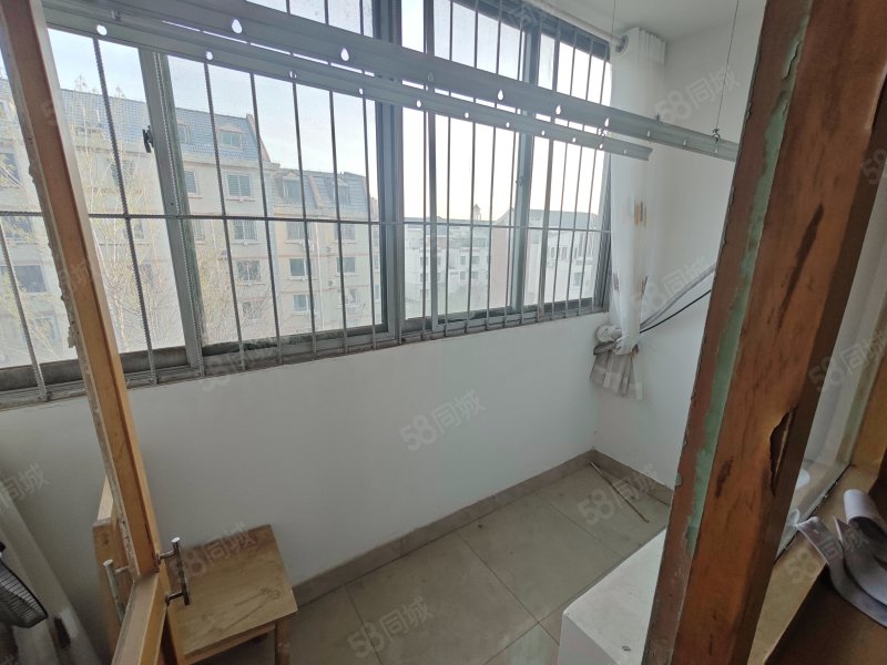 西苑北小区2室2厅1卫85㎡南北57.8万