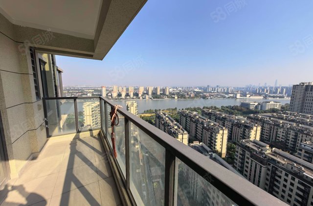 万象华府(二期)4室2厅139.36㎡450万二手房图片