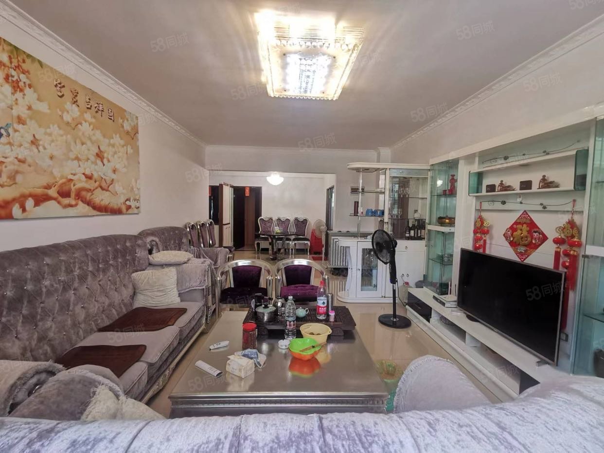 福景园3室2厅2卫119.71㎡南48万