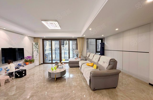 保利和堂玥5室2厅164.86㎡168万二手房图片