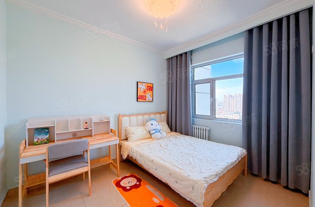 九州国际 市科技局家属院 送双车位 免大税 精装修 三室两厅