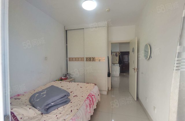 急售！金柱康城！中间楼层！邻振兴路  ！汽车总站！送储！