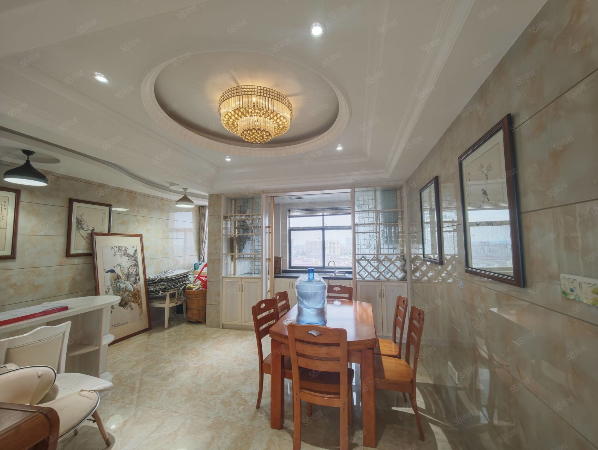 共和名城6室4厅4卫126㎡南80万