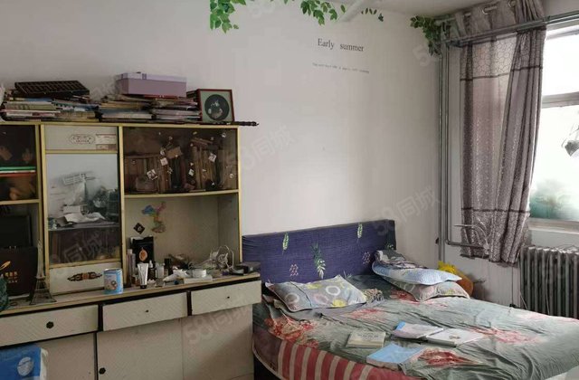 老文轩隔壁，老一中附近2楼，免大税，出行购物方便