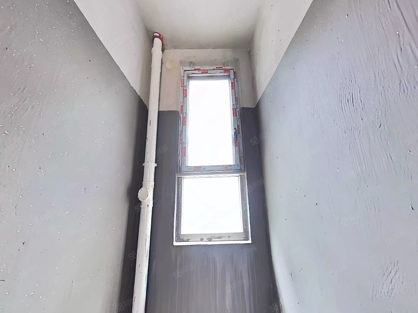 国瑞麓林府4室2厅3卫142㎡南北125万