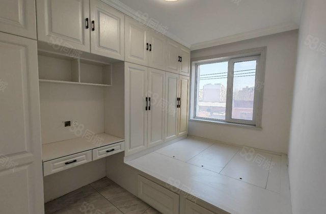 繁荣小区1室1厅20㎡6.8万二手房图片