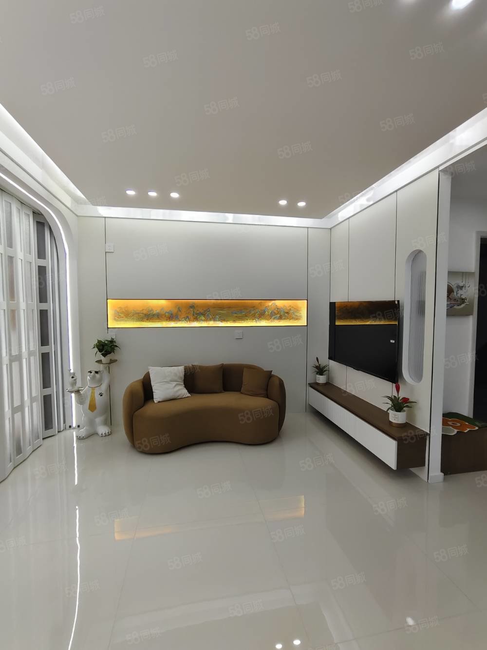 县土产综合楼1室1厅1卫52㎡东西15.9万