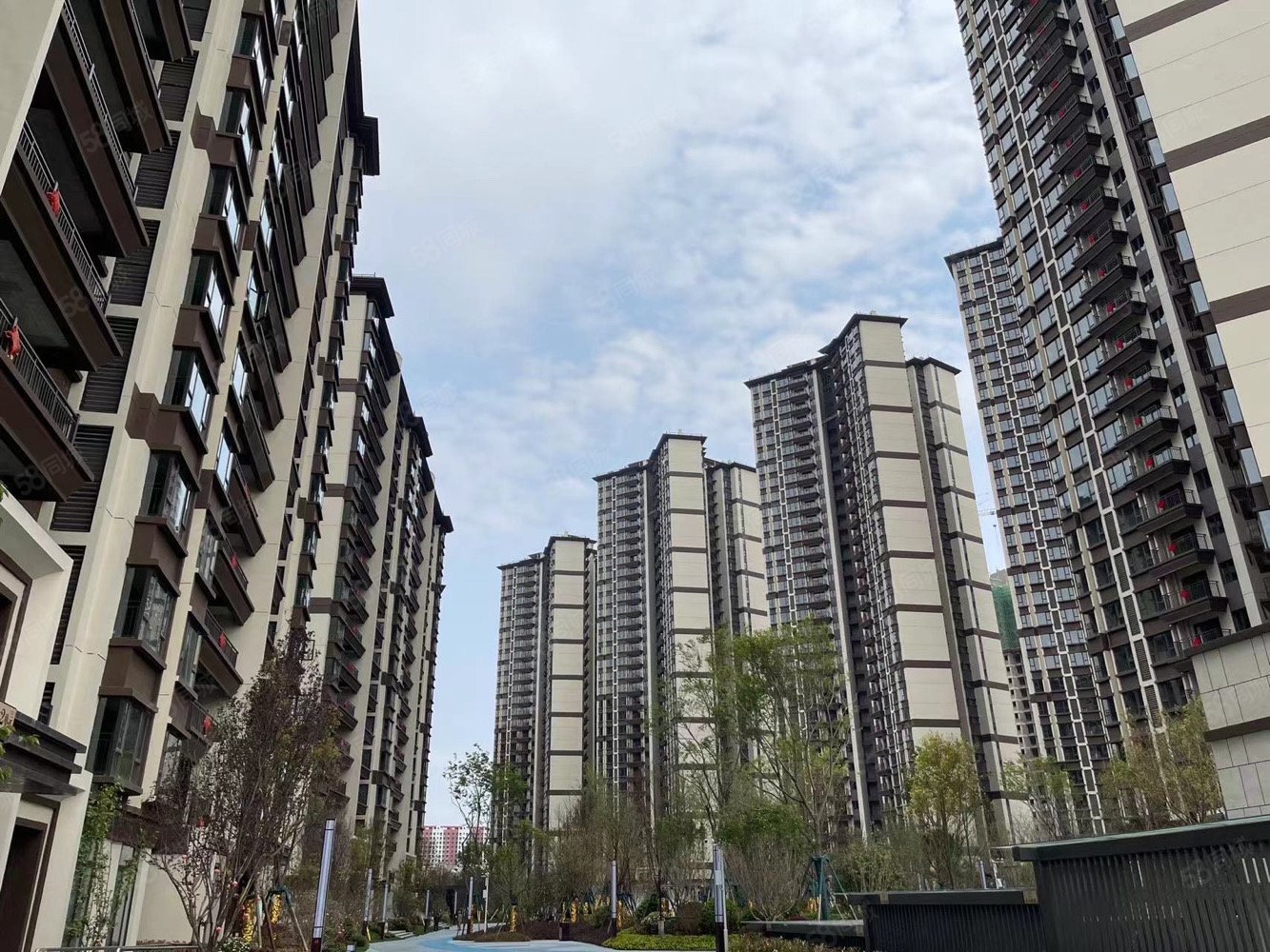 富康公园首府-曲靖58同城