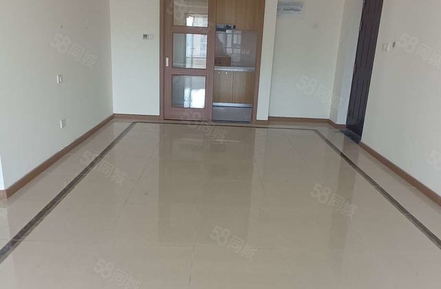 徒骇河边，集美一品，全明户型，全体采光，随时看房，可按揭