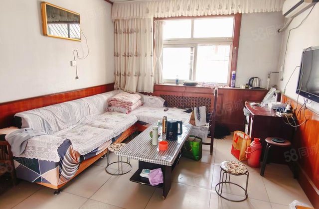 89万，文轩，一中，教育局，检察院家属院，三室朝阳，停车方便