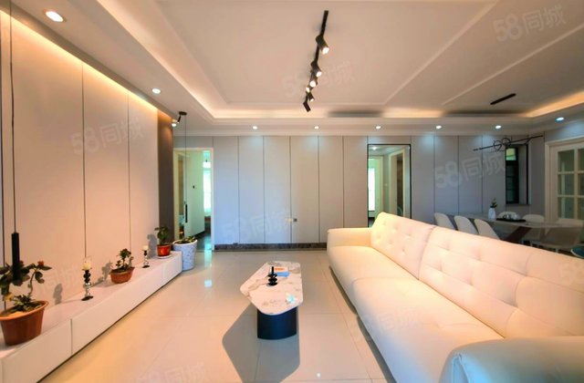 恒大御景半岛4室2厅160.27㎡235万二手房图片