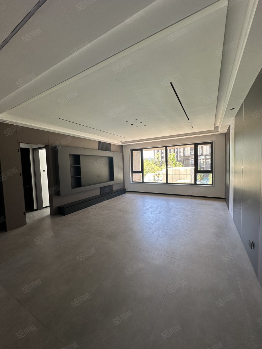 华韵锦园3室2厅2卫140㎡南北105万