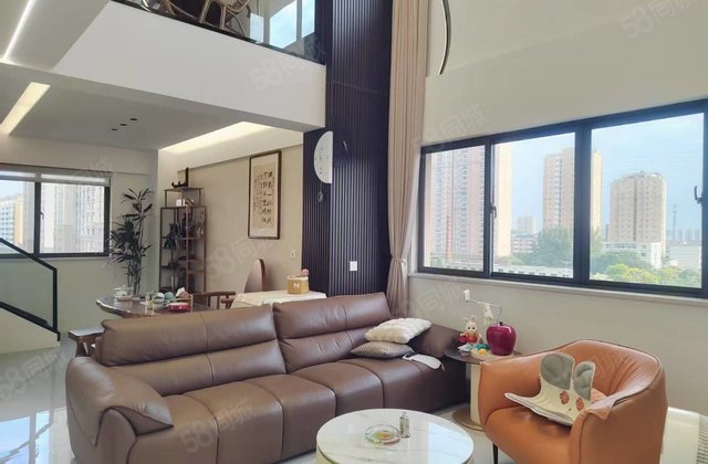 金鑫班芙春天B区4室2厅150㎡120万二手房图片