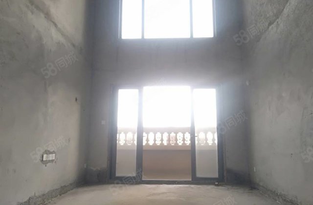 文轩复试，大平层观景，三面环河，恒大名都4室新房未住