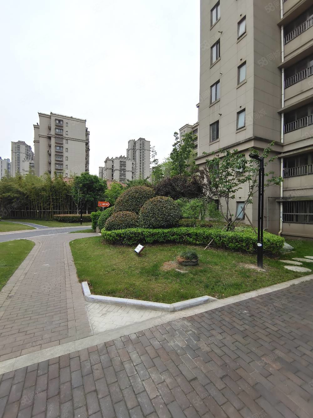 洲岛家园悦江苑2室1厅1卫66.63㎡南228万