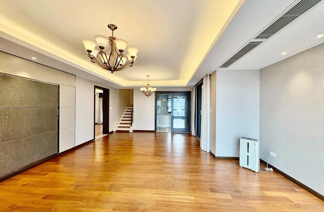 万科公园5号5室0厅208.56㎡1100万二手房图片