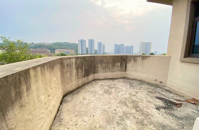 联发瞰青源墅4室2厅292.52㎡348万二手房图片