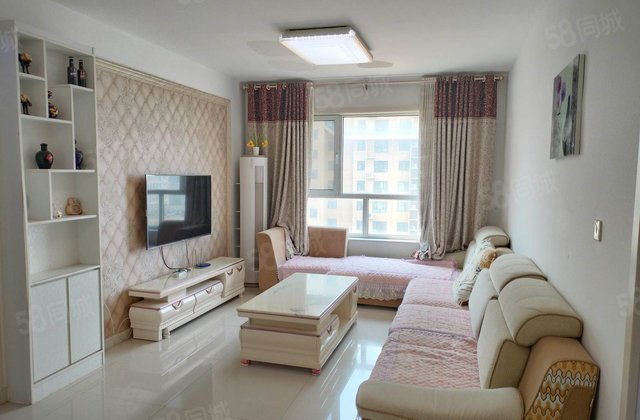 万达附近三院对过，带车位房东诚心出售，价格可商量十一中建设路