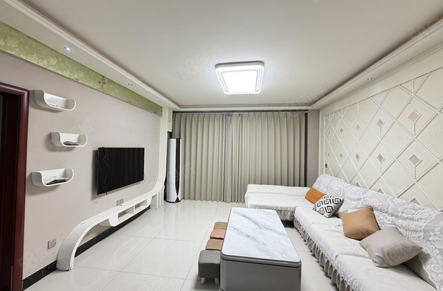 南湖水景小区3室2厅125㎡76.8万二手房图片