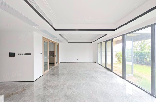 招商天府玺5室3厅275.78㎡448万二手房图片