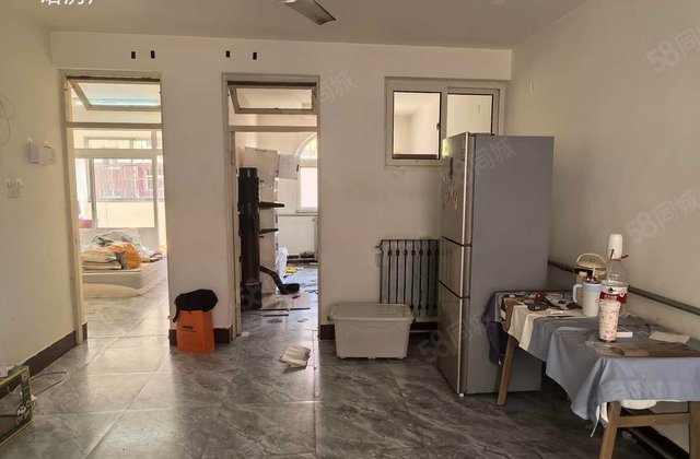 开发区 东昌实验 多层二楼  南北通透 停车方便免大税