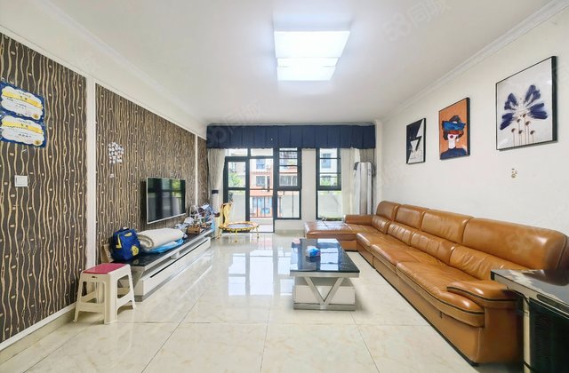 边城香格里3室2厅130.93㎡138万二手房图片