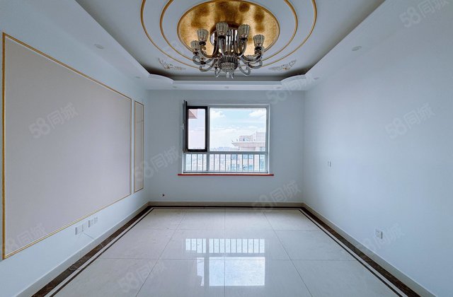 清水湾三室两厅一卫次新房 带车位储藏室 随时可以看房